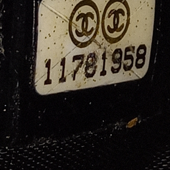 Chanel Card Holder - Picture 4 of 7